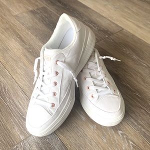 Skechers arch fit sneakers